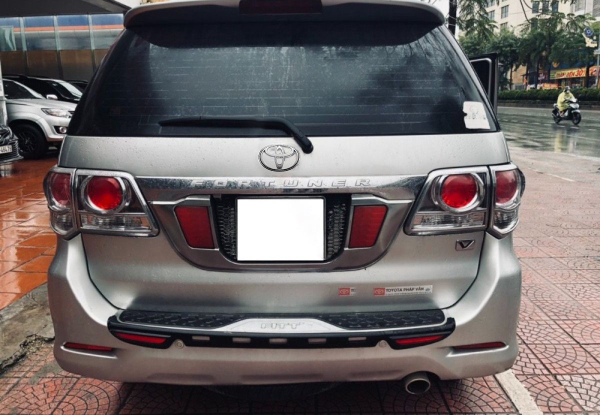 Toyota Fortuner 2014 - Cần bán xe Toyota Fortuner 2.7V 4x2 AT 2014, máy xăng