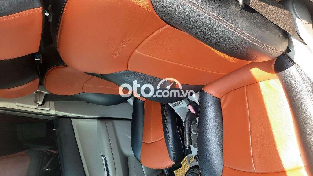 Chevrolet Orlando 2012 - Bán xe Chevrolet Orlando LT năm 2012, màu trắng chính chủ, 285 triệu