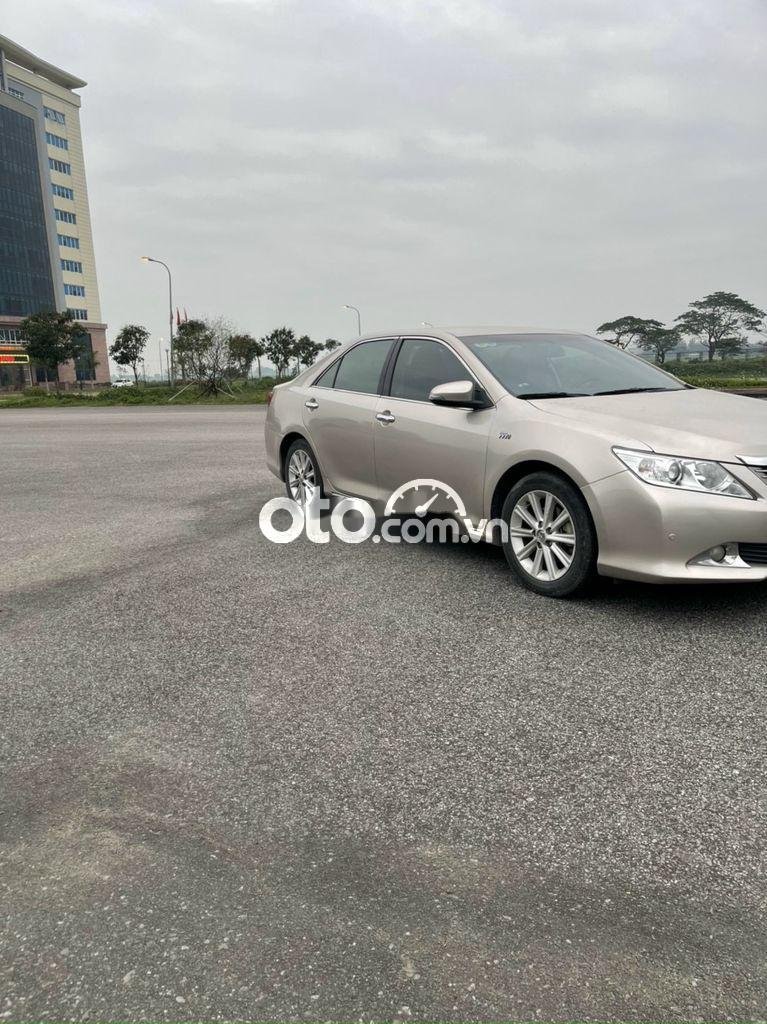 Toyota Camry 2012 - Bán Toyota Camry 2.5Q sản xuất năm 2012, giá chỉ 615 triệu