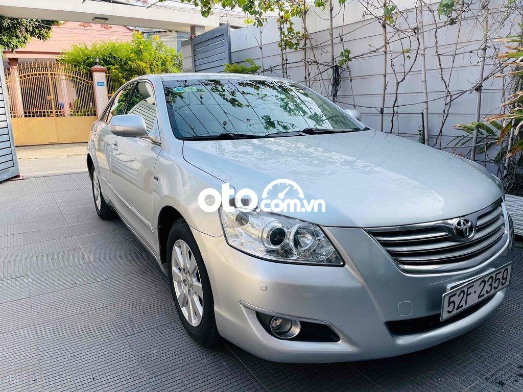 Toyota Camry 2007 - Bán xe Toyota Camry sản xuất 2007, màu bạc, 379tr