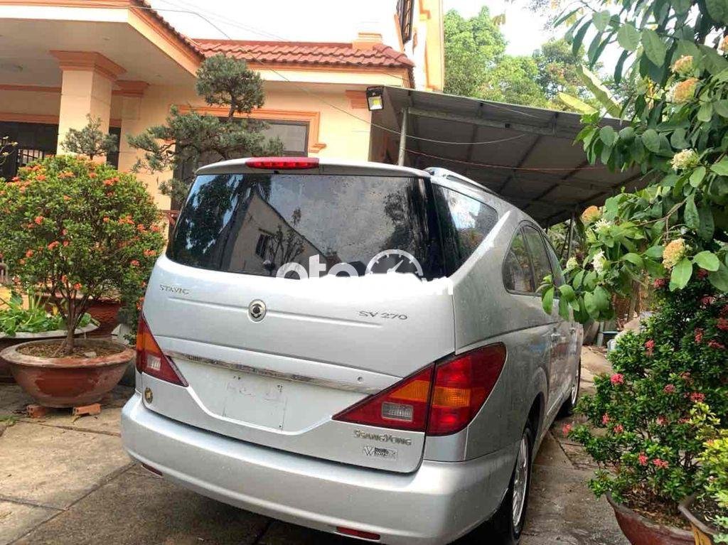 Ssangyong Stavic 2009 - Cần bán xe Ssangyong Stavic 5 chỗ sản xuất năm 2009, màu bạc, xe nhập, giá 190tr