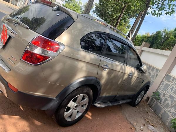 Chevrolet Captiva 2007 - Bán xe Chevrolet Captiva LT 2.0 sản xuất năm 2007 giá cạnh tranh