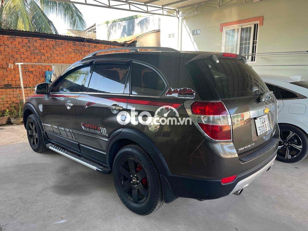 Chevrolet Captiva 2008 - Bán Chevrolet Captiva năm sản xuất 2008, màu đen