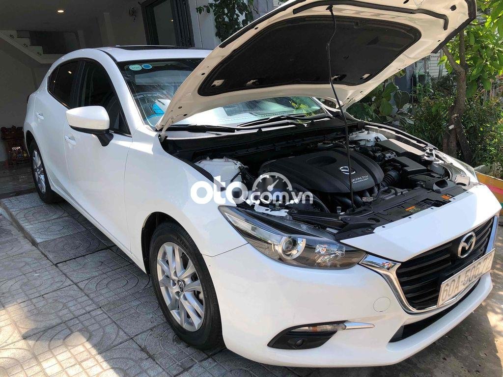 Mazda 3 2018 - Bán xe Mazda 3 sản xuất năm 2018, màu trắng