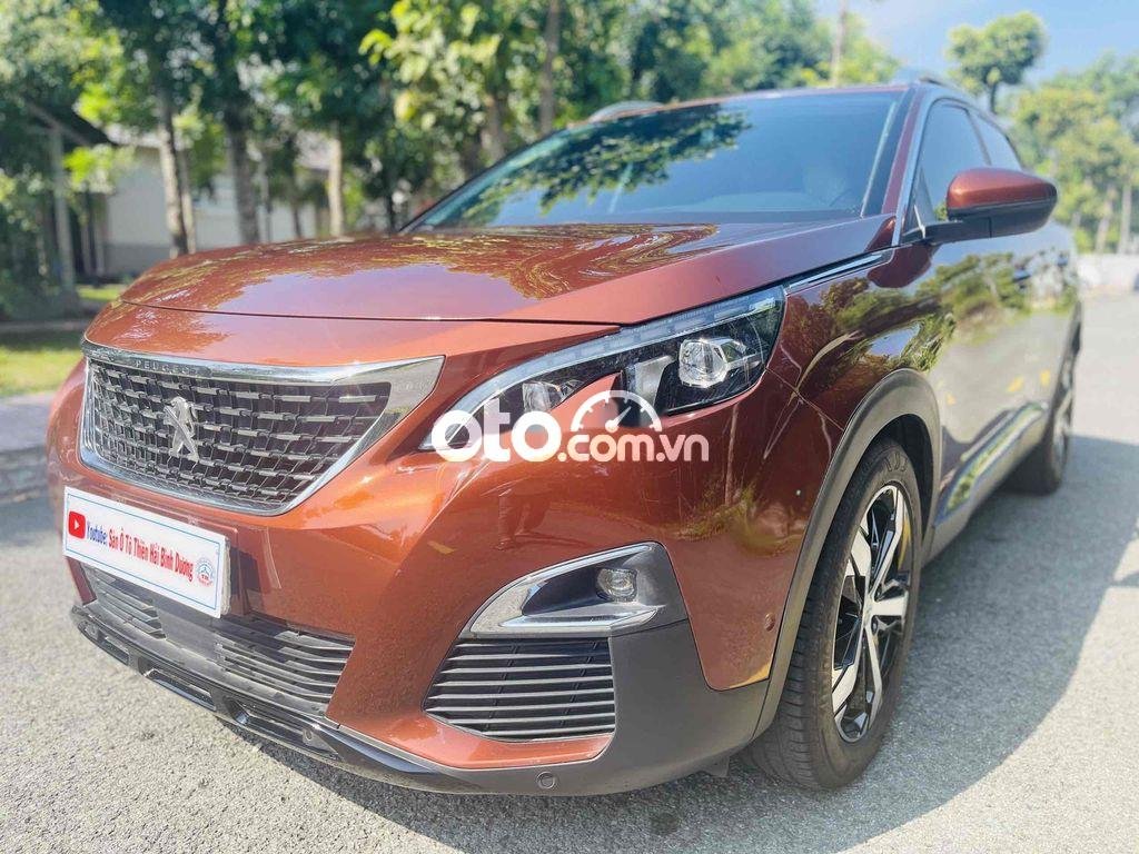 Peugeot 3008 2018 - Bán ô tô Peugeot 3008 năm sản xuất 2018, màu nâu