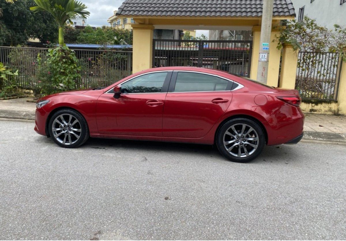 Mazda 6 2017 - Bán Mazda 6 sản xuất năm 2017, màu đỏ