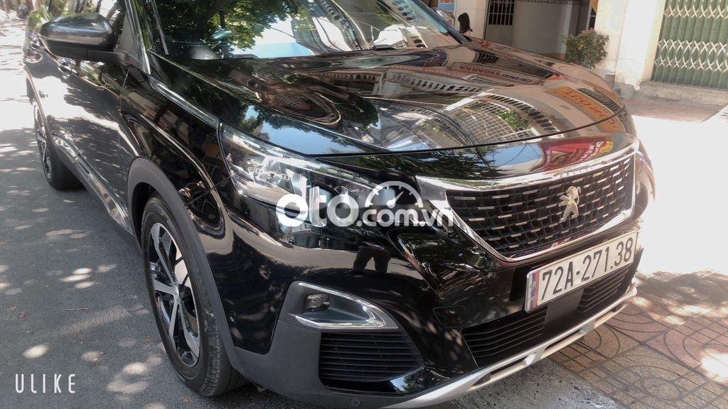 Peugeot 3008 2018 - Bán Peugeot 3008 sản xuất năm 2018, màu đen