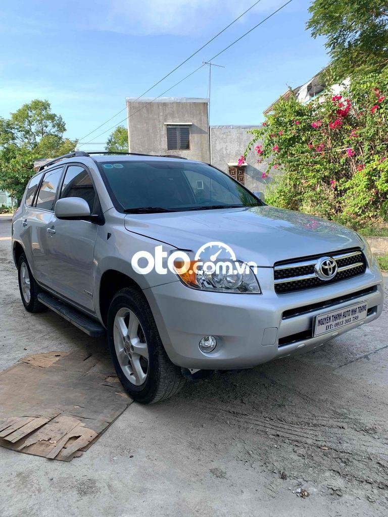 Toyota RAV4 2008 - Bán Toyota RAV4 năm sản xuất 2008, màu bạc, nhập khẩu còn mới