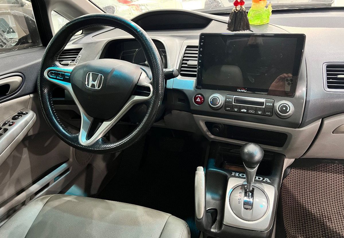 Honda Civic 2010 - Bán Honda Civic 2.0AT sản xuất năm 2010, màu đen số tự động