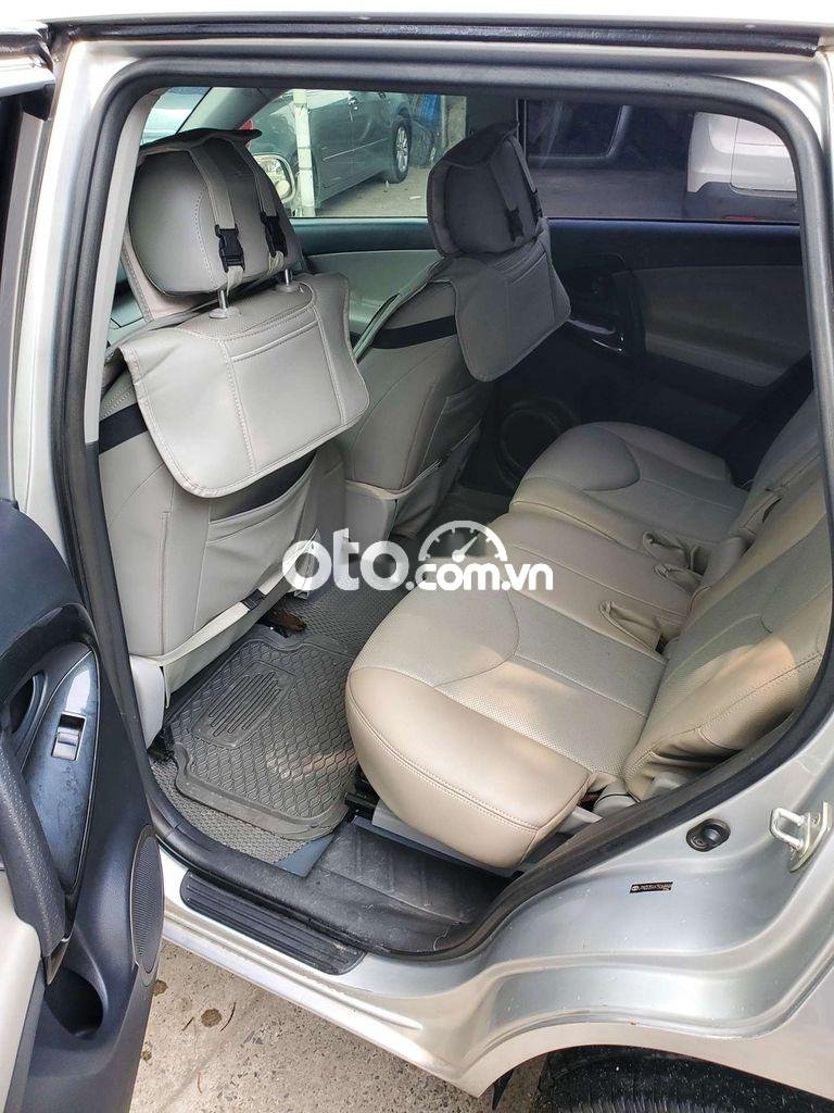 Toyota RAV4 2007 - Bán ô tô Toyota RAV4 năm 2007, màu bạc, nhập khẩu nguyên chiếc  