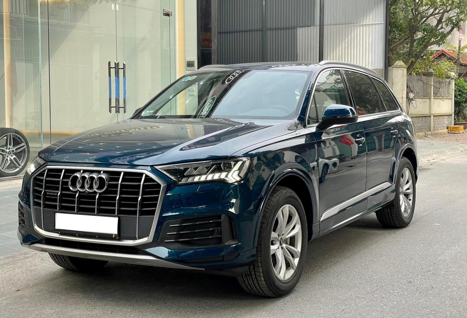 Audi Q7 2020 - Bán xe Audi Q7 Premium màu xanh Galaxy Blue sản xuất năm 2020