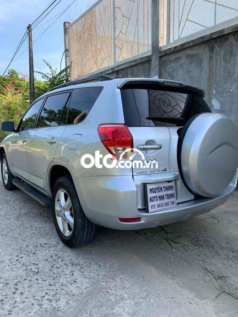 Toyota RAV4 2008 - Bán Toyota RAV4 năm sản xuất 2008, màu bạc, nhập khẩu còn mới