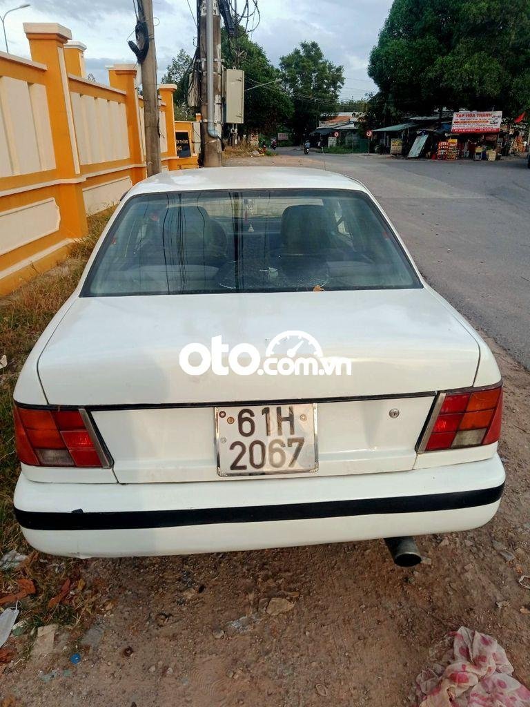 Hyundai Sonata 1991 - Cần bán gấp Hyundai Sonata sản xuất 1991, màu trắng, giá chỉ 36 triệu