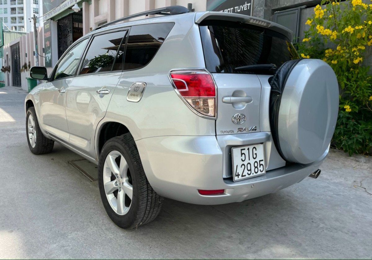 Toyota RAV4 2008 - Bán Toyota RAV4 sản xuất 2008, màu bạc, nhập khẩu nguyên chiếc