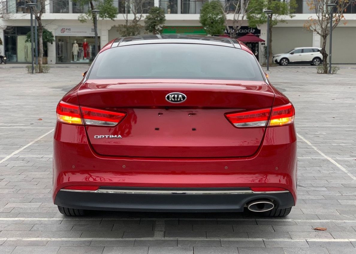 Kia Optima 2017 - Bán ô tô Kia Optima 2.0 ATH sản xuất năm 2017, màu đỏ