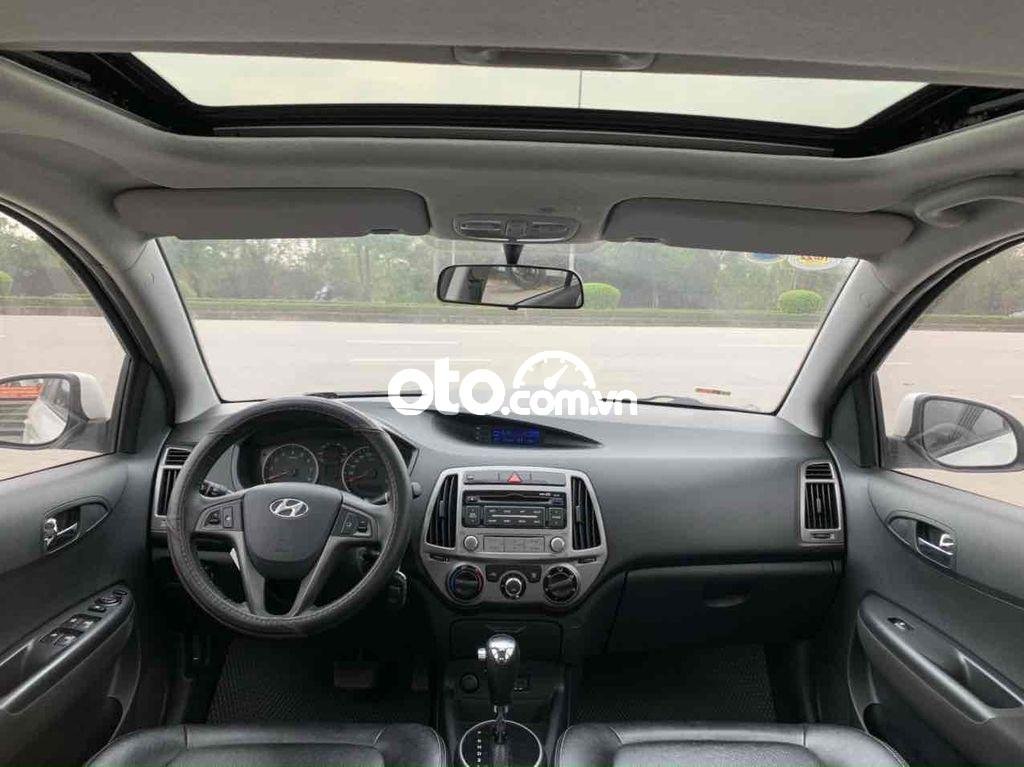 Hyundai i20 2014 - Xe Hyundai i20 sản xuất năm 2014, màu trắng, nhập khẩu