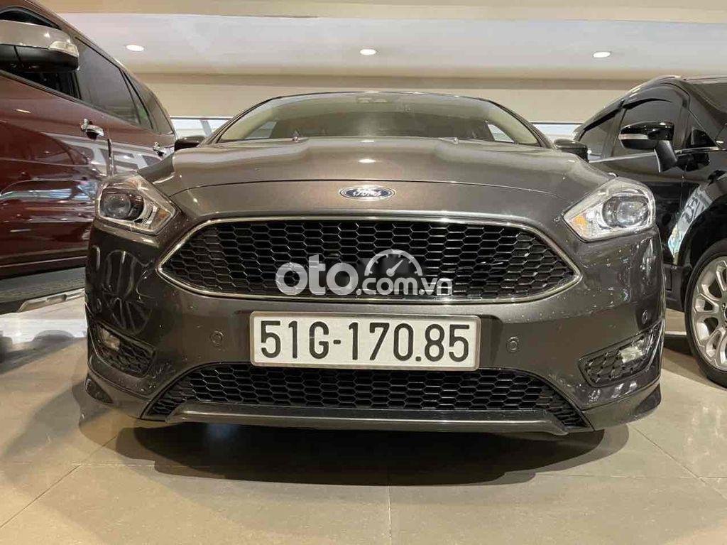 Ford Focus 2018 - Bán Ford Focus 1.5L năm 2018, màu xám