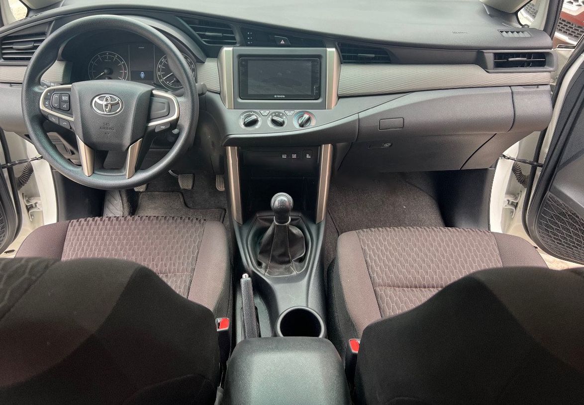 Toyota Innova 2020 - Xe Toyota Innova 2.0E năm sản xuất 2020, màu trắng