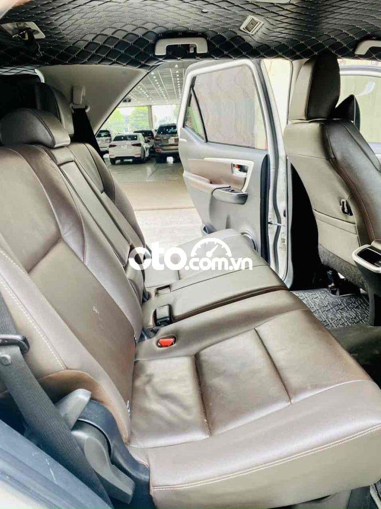 Toyota Fortuner 2019 - Bán Toyota Fortuner 2.7V năm 2019, màu trắng còn mới, giá chỉ 969 triệu