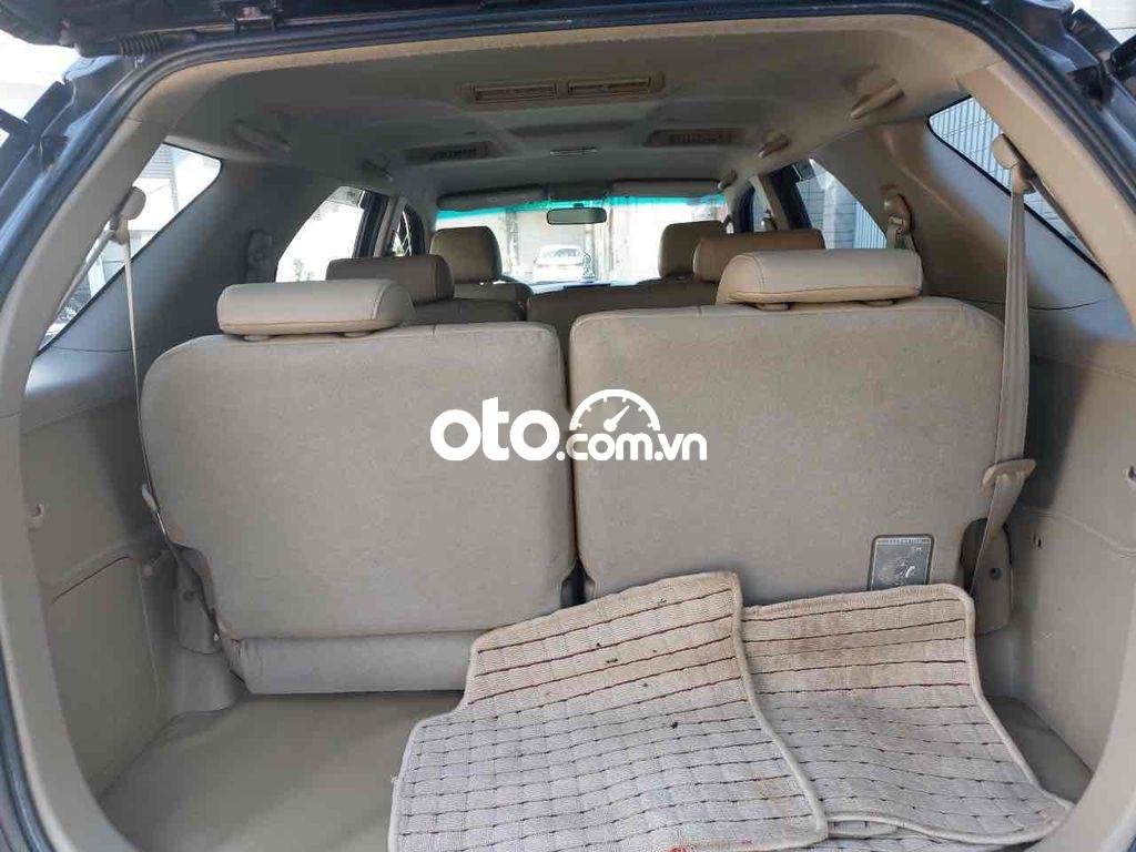 Toyota Fortuner 2009 - Bán xe Toyota Fortuner năm sản xuất 2009, màu xám