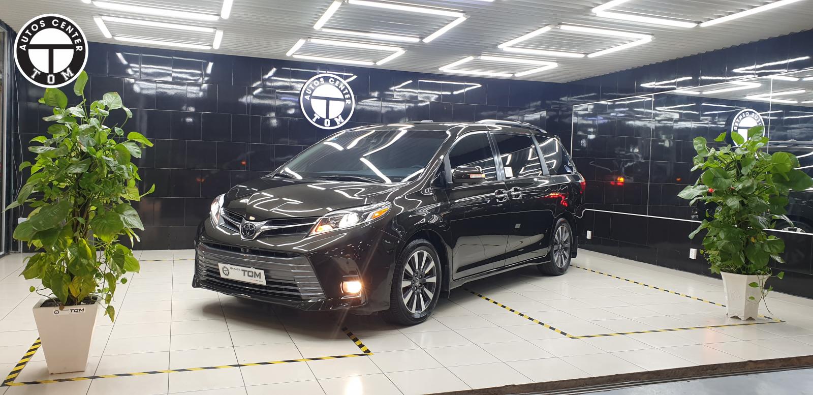 Toyota Sienna 2019 - Xe Toyota Sienna 2019, màu đen, nhập khẩu