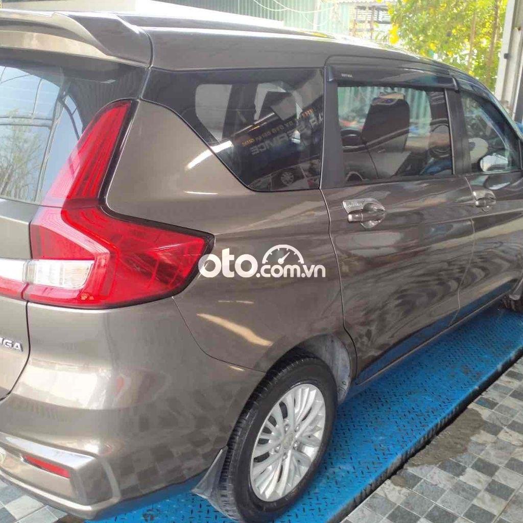 Suzuki Ertiga 2019 - Bán Suzuki Ertiga sản xuất 2019, màu xám, nhập khẩu