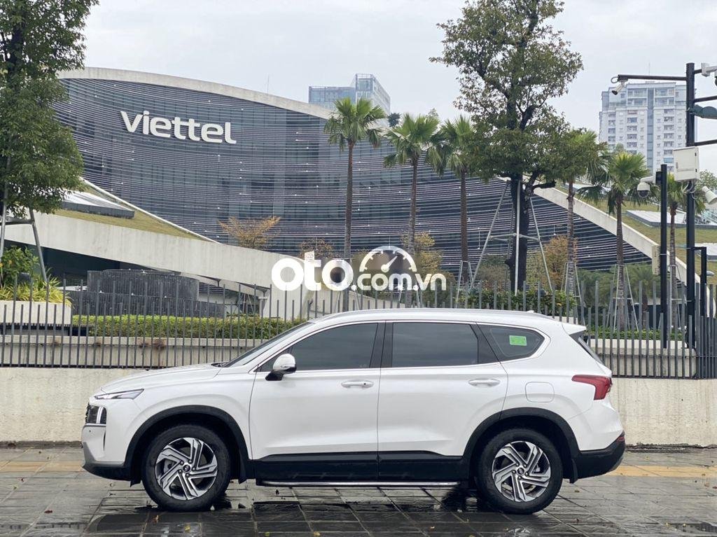 Hyundai Santa Fe 2021 - Cần bán Hyundai Santa Fe 2.5 xăng năm sản xuất 2021, màu trắng