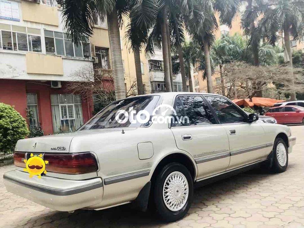 Toyota Cressida 1994 - Bán Toyota Cressida sản xuất 1994, màu bạc, xe nhập giá cạnh tranh