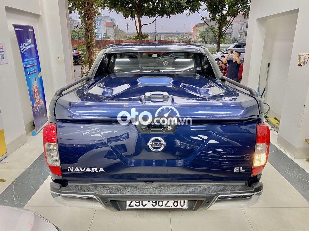 Nissan Navara 2017 - Cần bán Nissan Navara EL máy dầu năm 2017, màu xanh lam