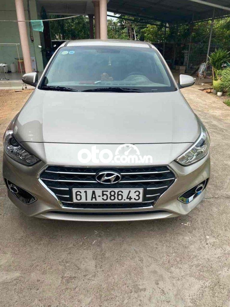 Hyundai Accent 2019 - Bán Hyundai Accent năm 2019, màu bạc, 380 triệu