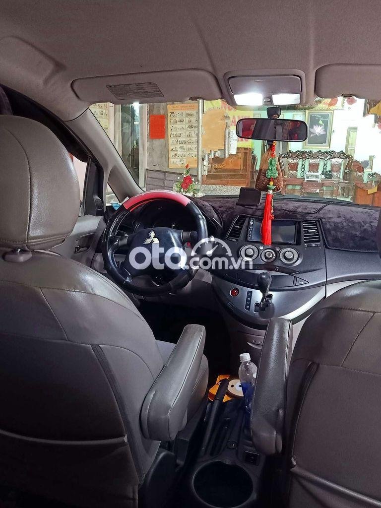 Mitsubishi Grandis 2007 - Cần bán xe Mitsubishi Grandis năm 2007, màu xanh lam, nhập khẩu nguyên chiếc