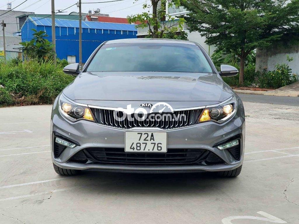 Kia Optima 2020 - Bán ô tô Kia Optima 2.0AT năm sản xuất 2020, màu xám 