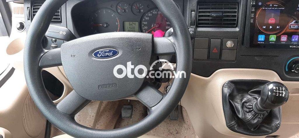 Ford Transit 2016 - Bán xe Ford Transit tiêu chuẩn năm 2016, màu bạc, xe nhập, giá tốt