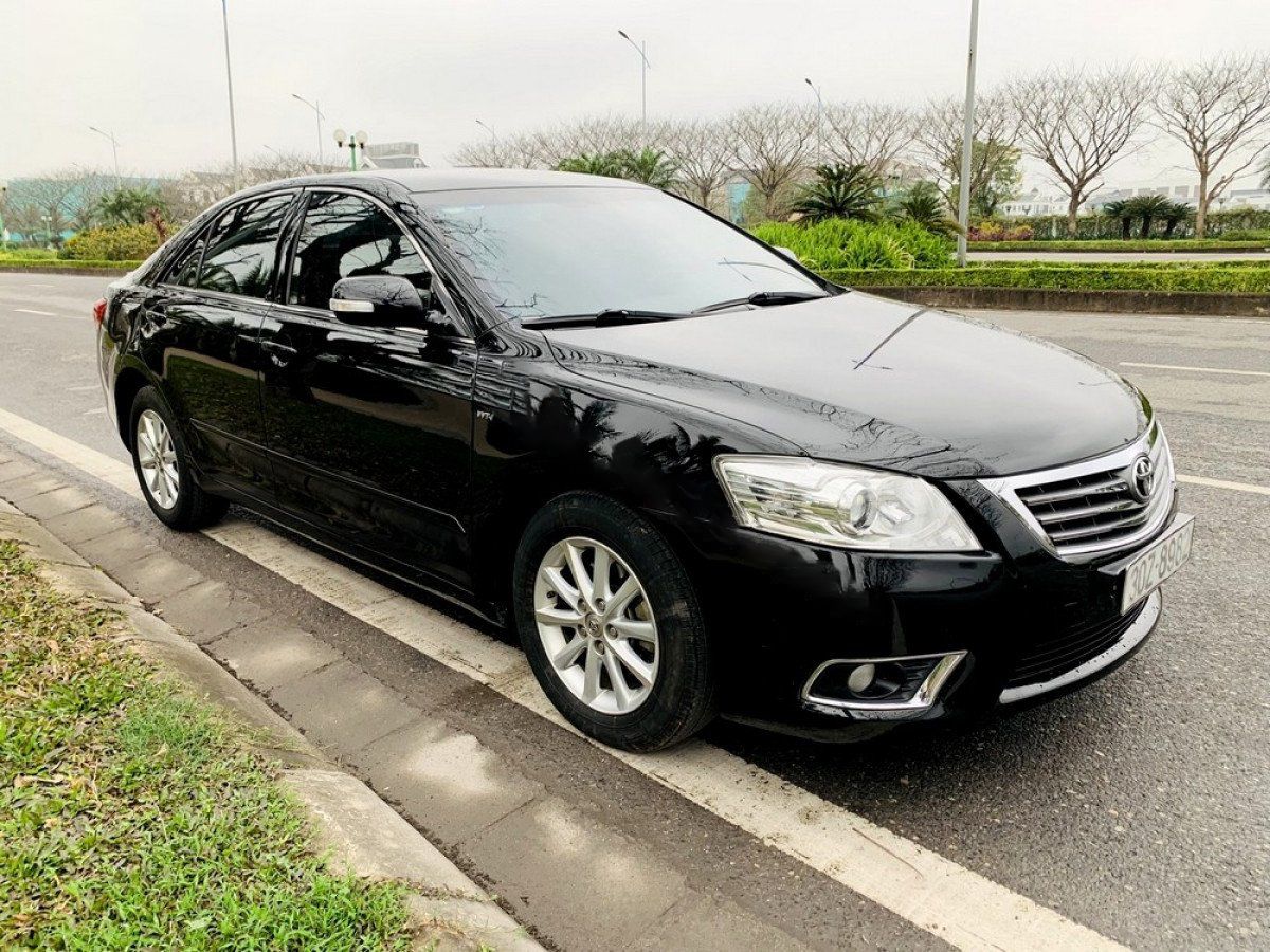 Toyota Camry 2010 - Bán xe Toyota Camry 2.4G sản xuất năm 2010, màu đen, xe nhập