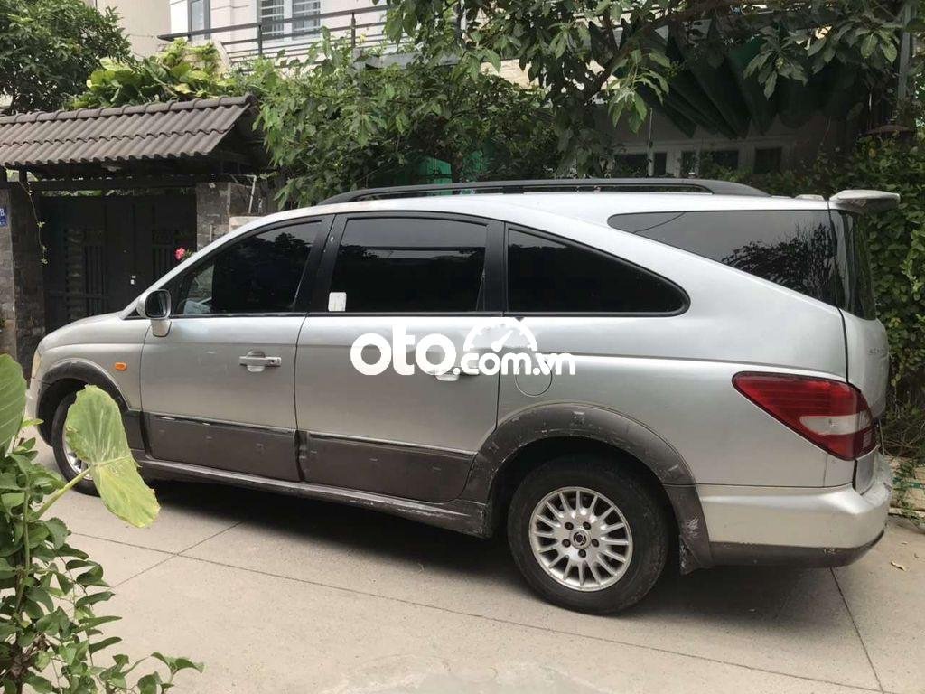 Ssangyong Stavic 2007 - Bán Ssangyong Stavic sản xuất 2007, màu bạc, 182tr