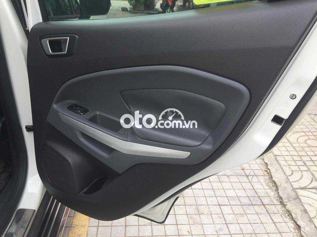 Ford EcoSport 2015 - Bán ô tô Ford EcoSport Titanium 1.5L AT 2015, màu trắng xe gia đình