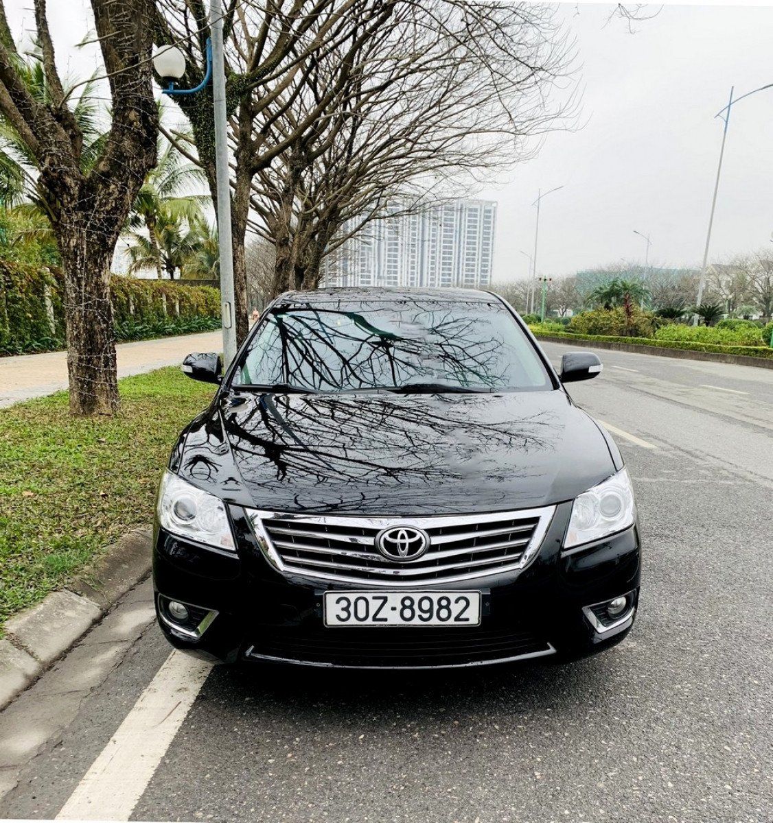 Toyota Camry 2010 - Bán xe Toyota Camry 2.4G sản xuất năm 2010, màu đen, xe nhập