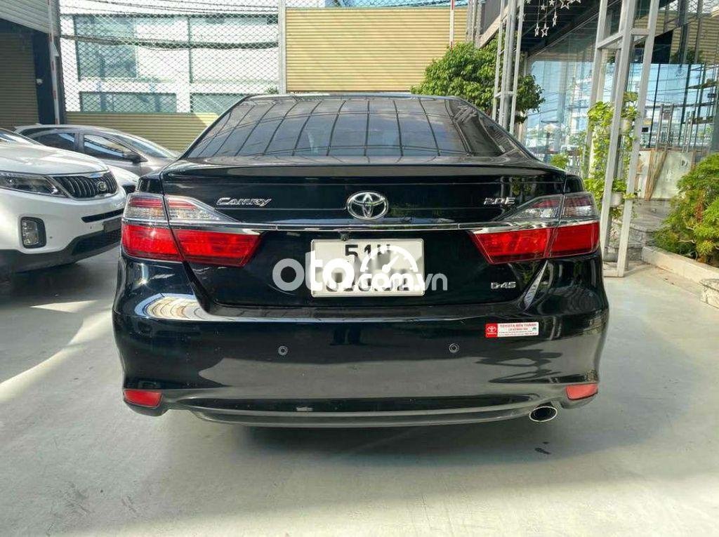 Toyota Camry 2015 - Bán Toyota Camry 2.0E năm 2015