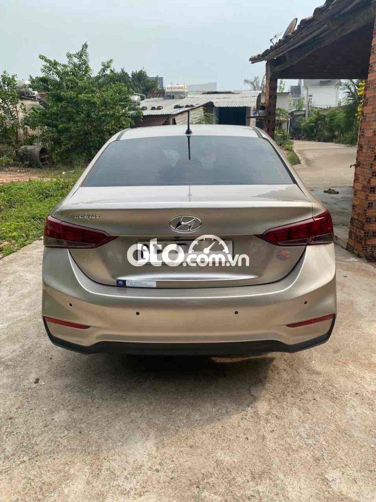 Hyundai Accent 2019 - Bán Hyundai Accent năm 2019, màu bạc, 380 triệu