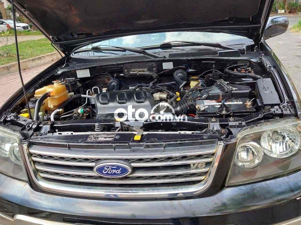 Ford Escape 2005 - Cần bán gấp Ford Escape 3.0 sản xuất 2005, màu đen số tự động