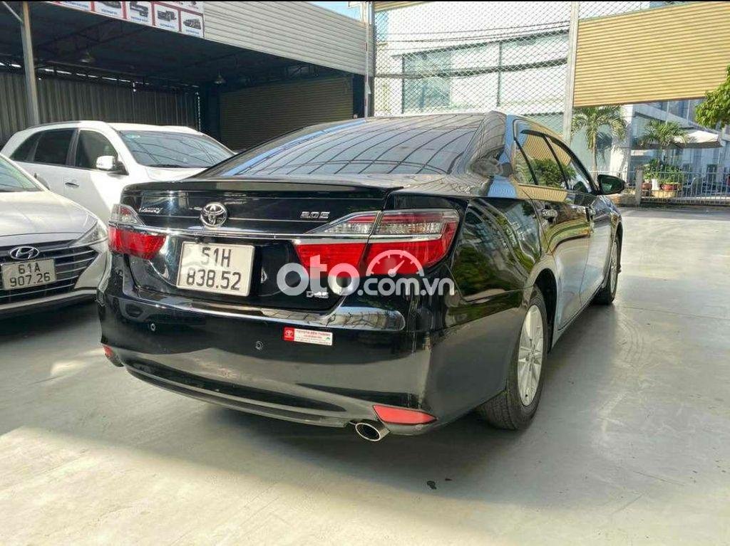 Toyota Camry 2015 - Bán Toyota Camry 2.0E năm 2015