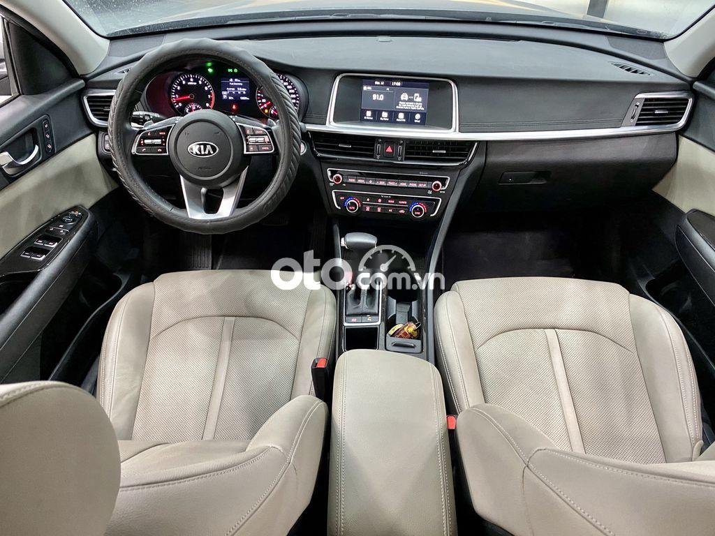 Kia Optima 2020 - Bán Kia Optima 2.0 năm sản xuất 2020, màu bạc, giá 725tr