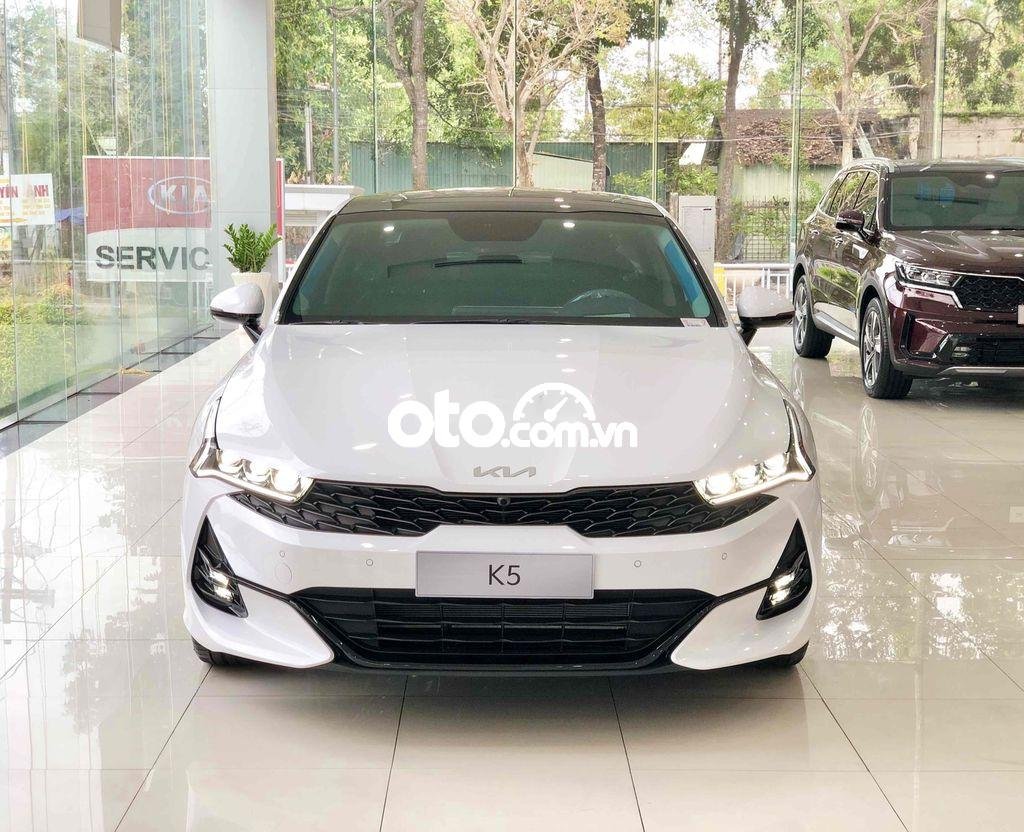 Kia K5 2022 - Bán Kia K5 năm sản xuất 2022, màu trắng