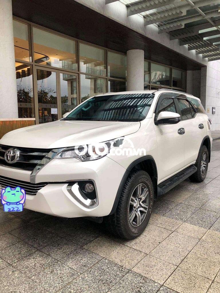 Toyota Fortuner 2019 - Bán Toyota Fortuner năm 2019, màu trắng còn mới