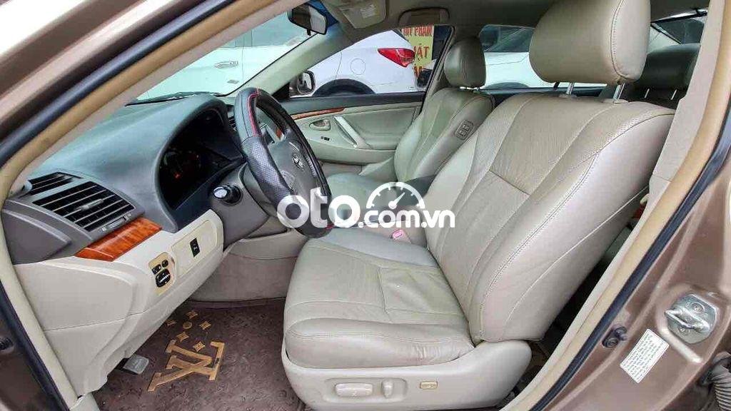 Toyota Camry 2007 - Bán ô tô Toyota Camry 2.4G năm sản xuất 2007 chính chủ