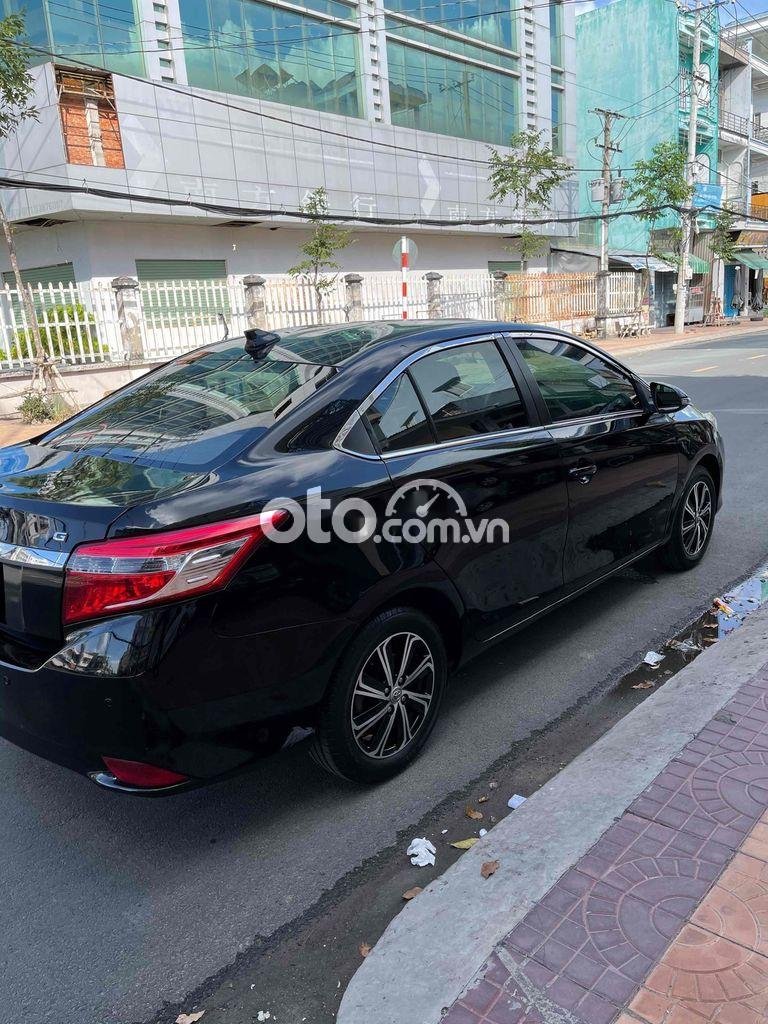 Toyota Vios 2017 - Cần bán lại xe Toyota Vios 1.5G AT năm 2017, giá tốt