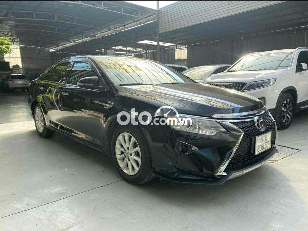 Toyota Camry 2015 - Bán Toyota Camry 2.0E năm 2015