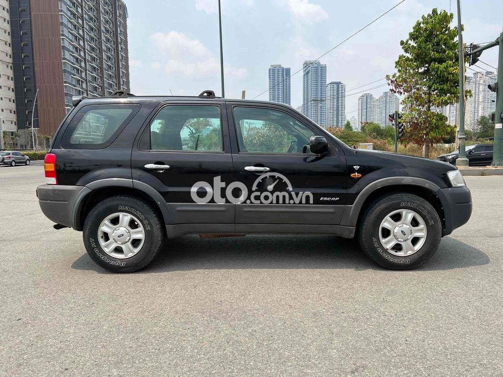 Ford Escape 2003 - Cần bán gấp Ford Escape XLT AT năm 2003, màu đen