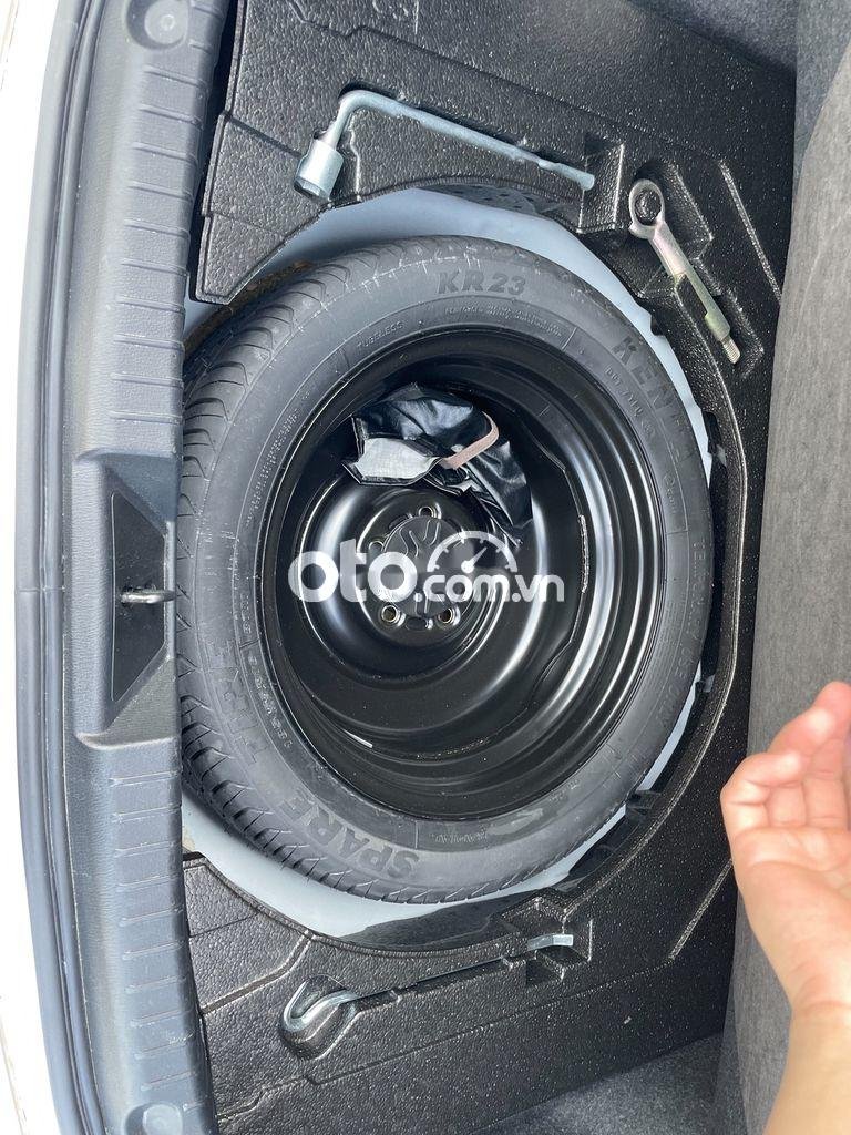 Mazda 3 2018 - Bán Mazda 3 năm 2018, màu trắng, nhập khẩu nguyên chiếc, giá 555tr