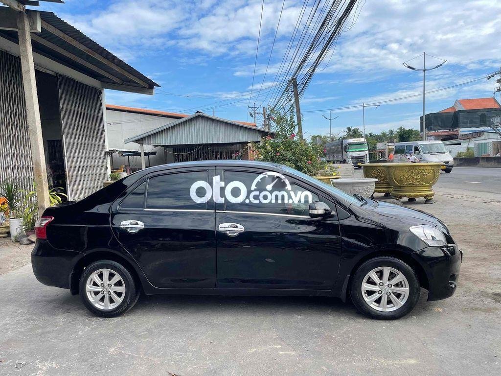 Toyota Vios 2009 - Cần bán gấp Toyota Vios Limo sản xuất năm 2009, giá tốt